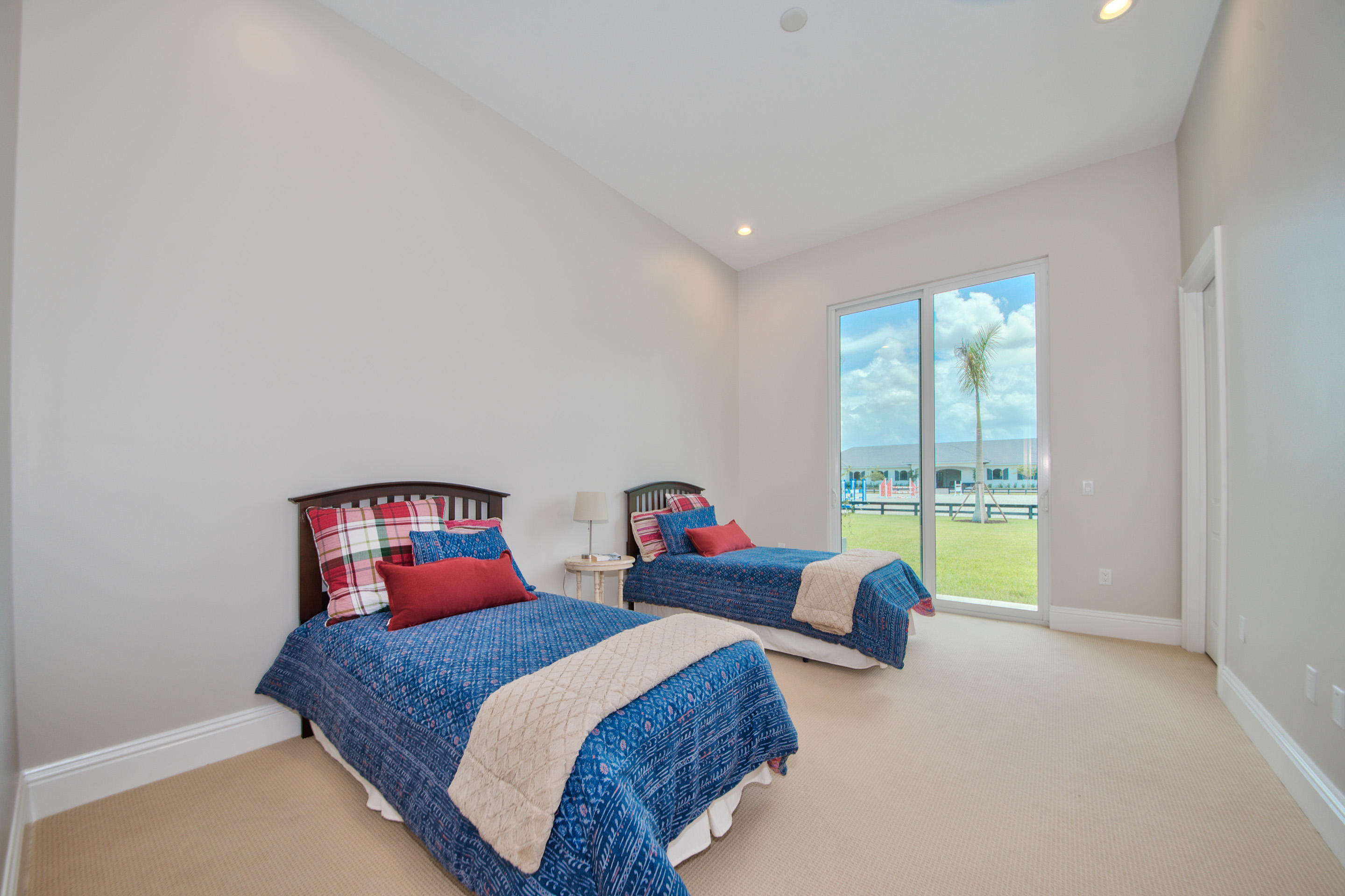 PALM BEACH POINT - Residential