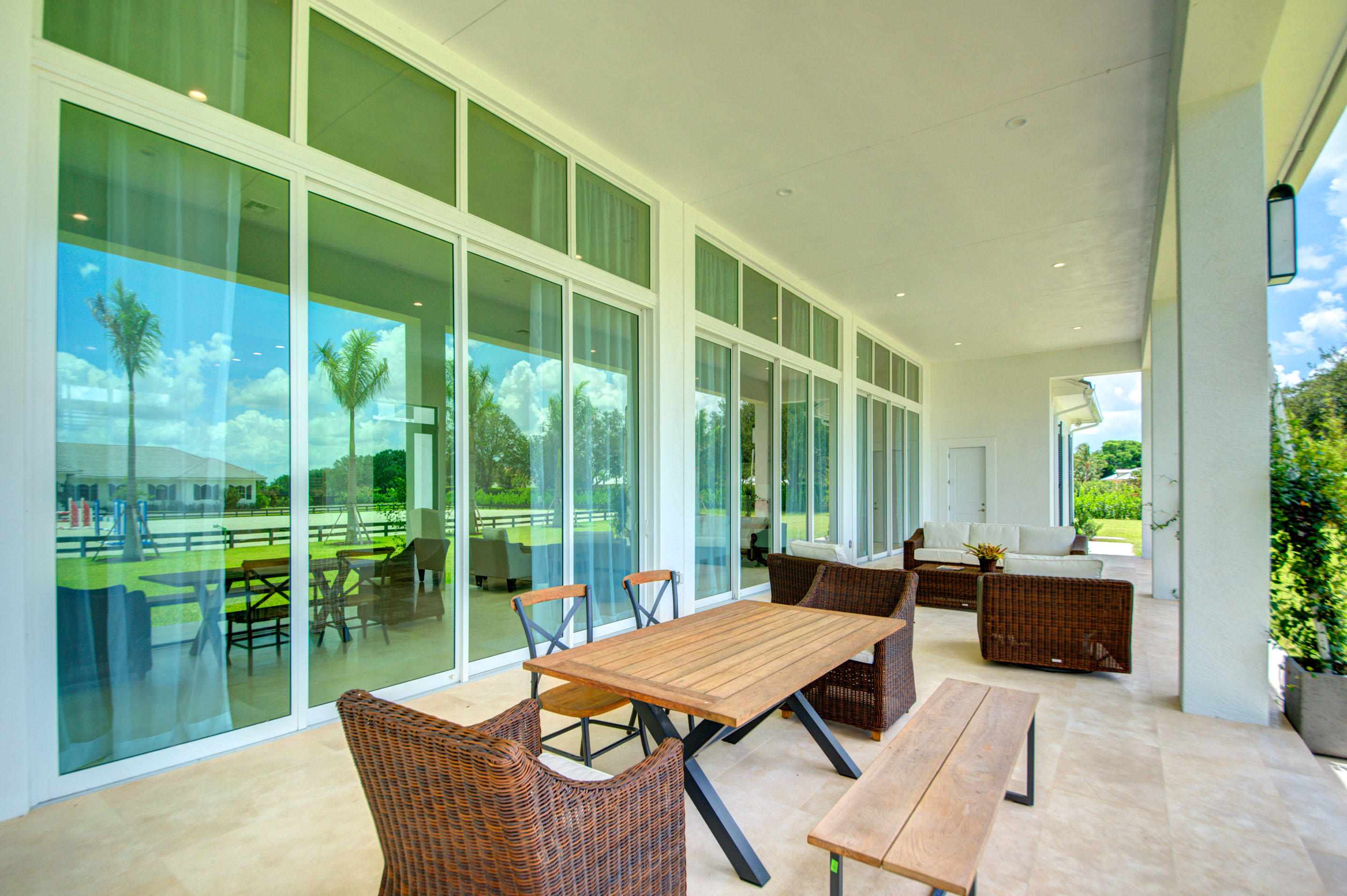 PALM BEACH POINT - Residential