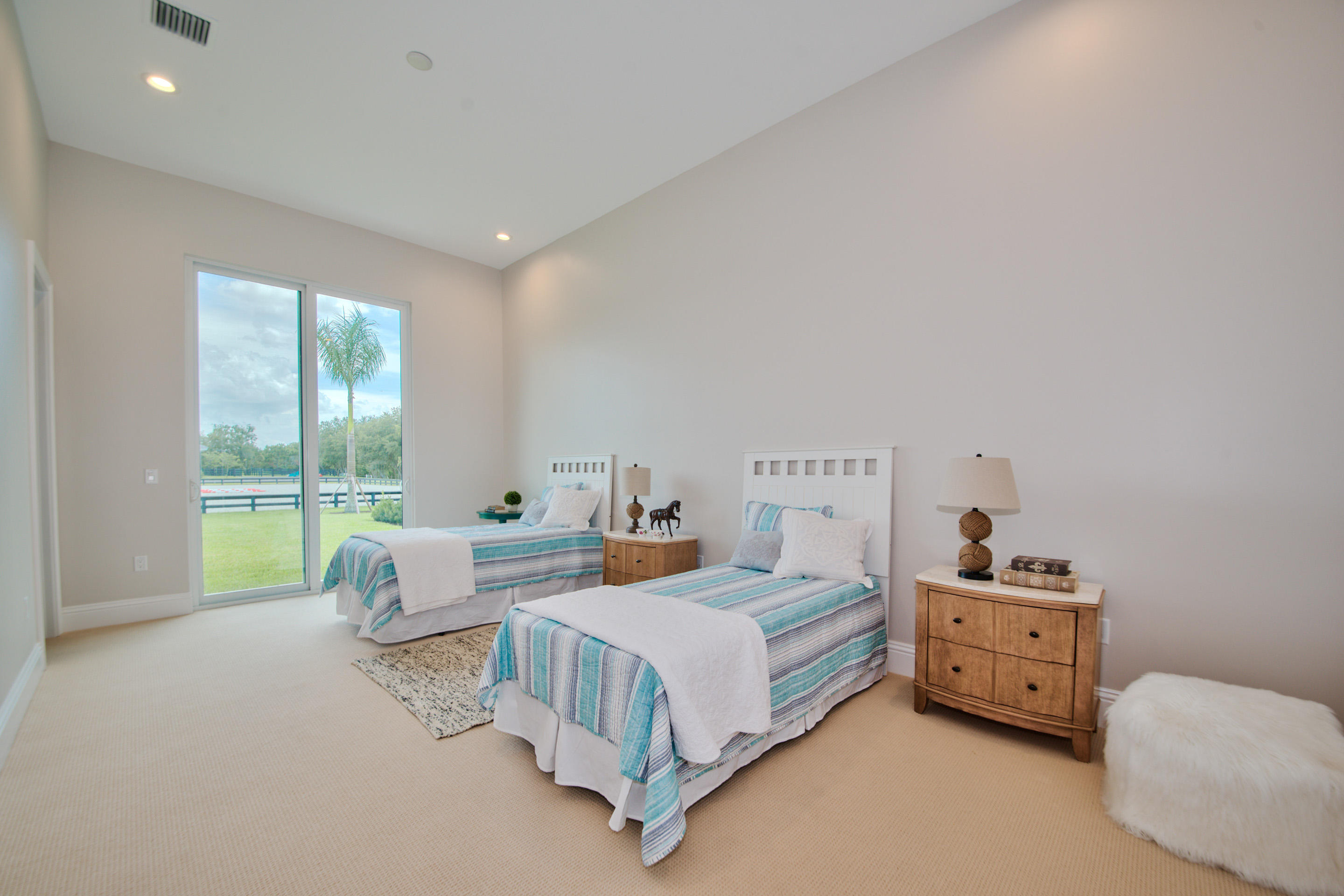 PALM BEACH POINT - Residential