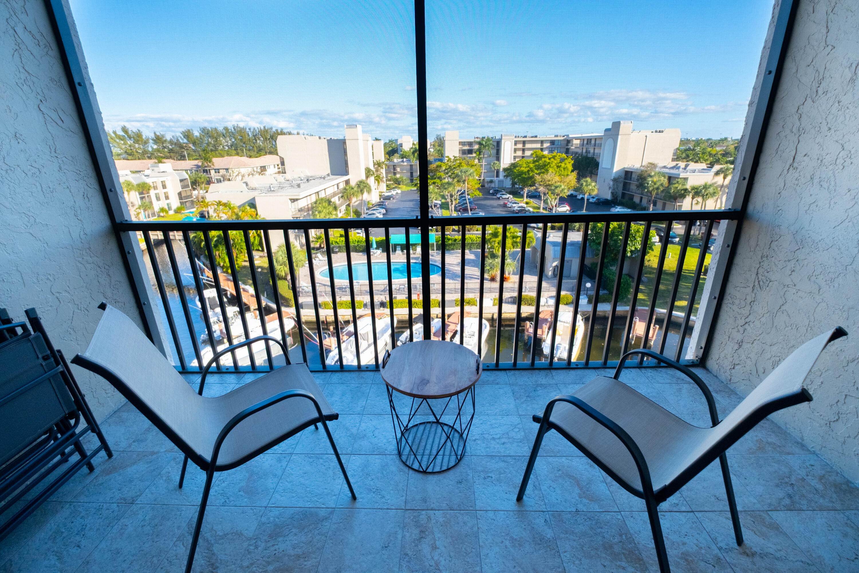 4 Royal Palm Way 6050