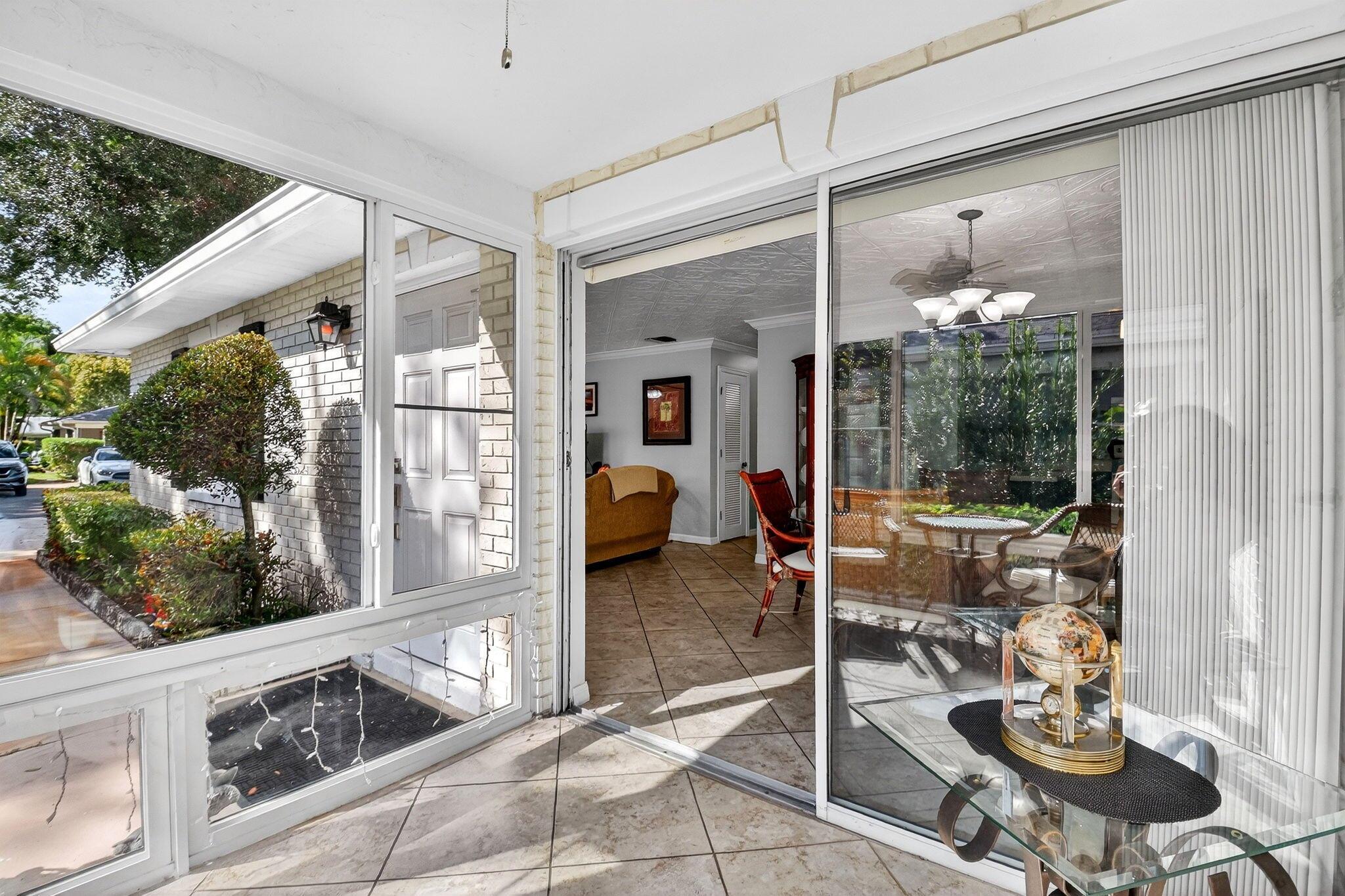 LIMETREE CONDO - Residential