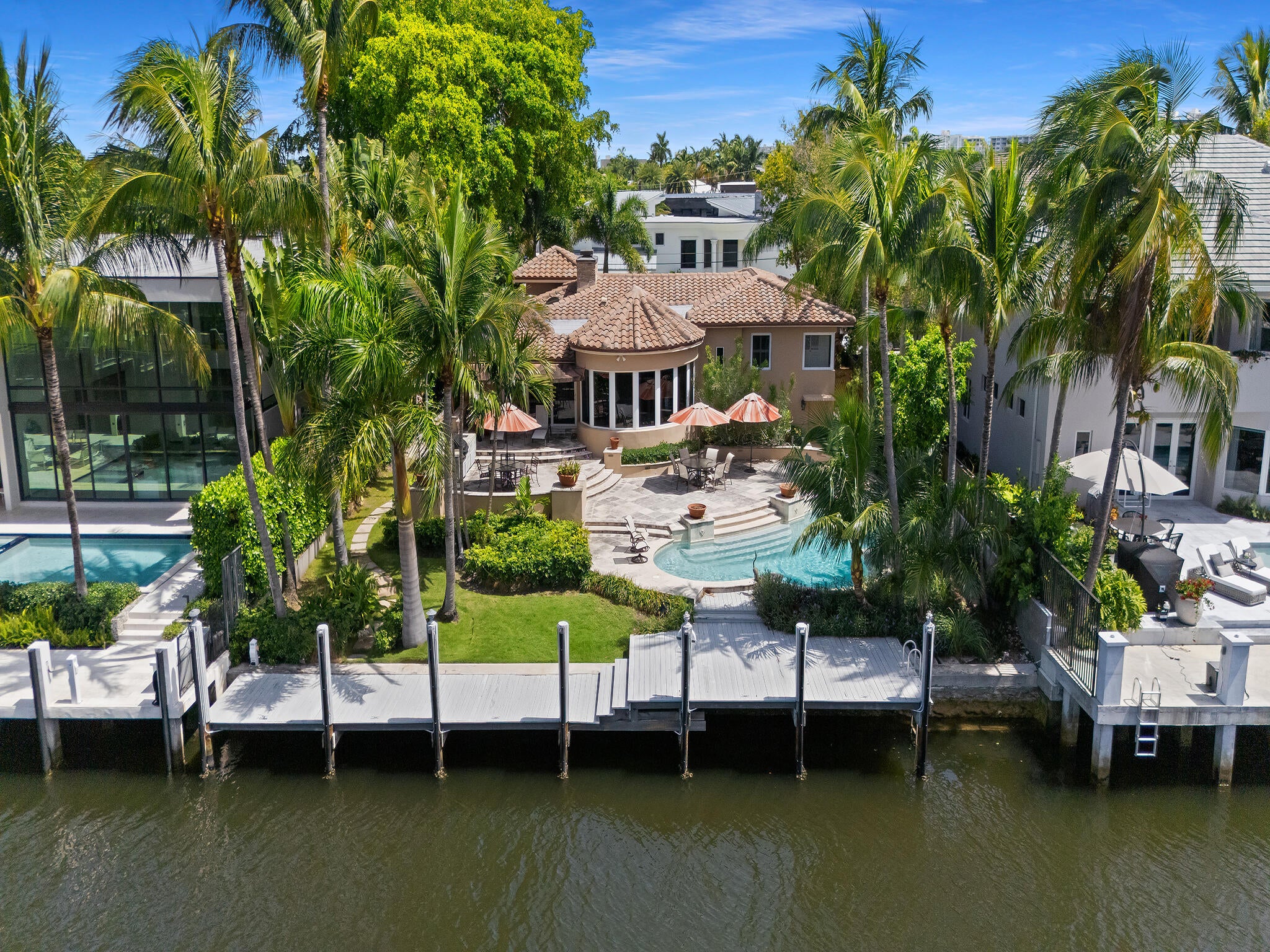 2524 Castilla Isle