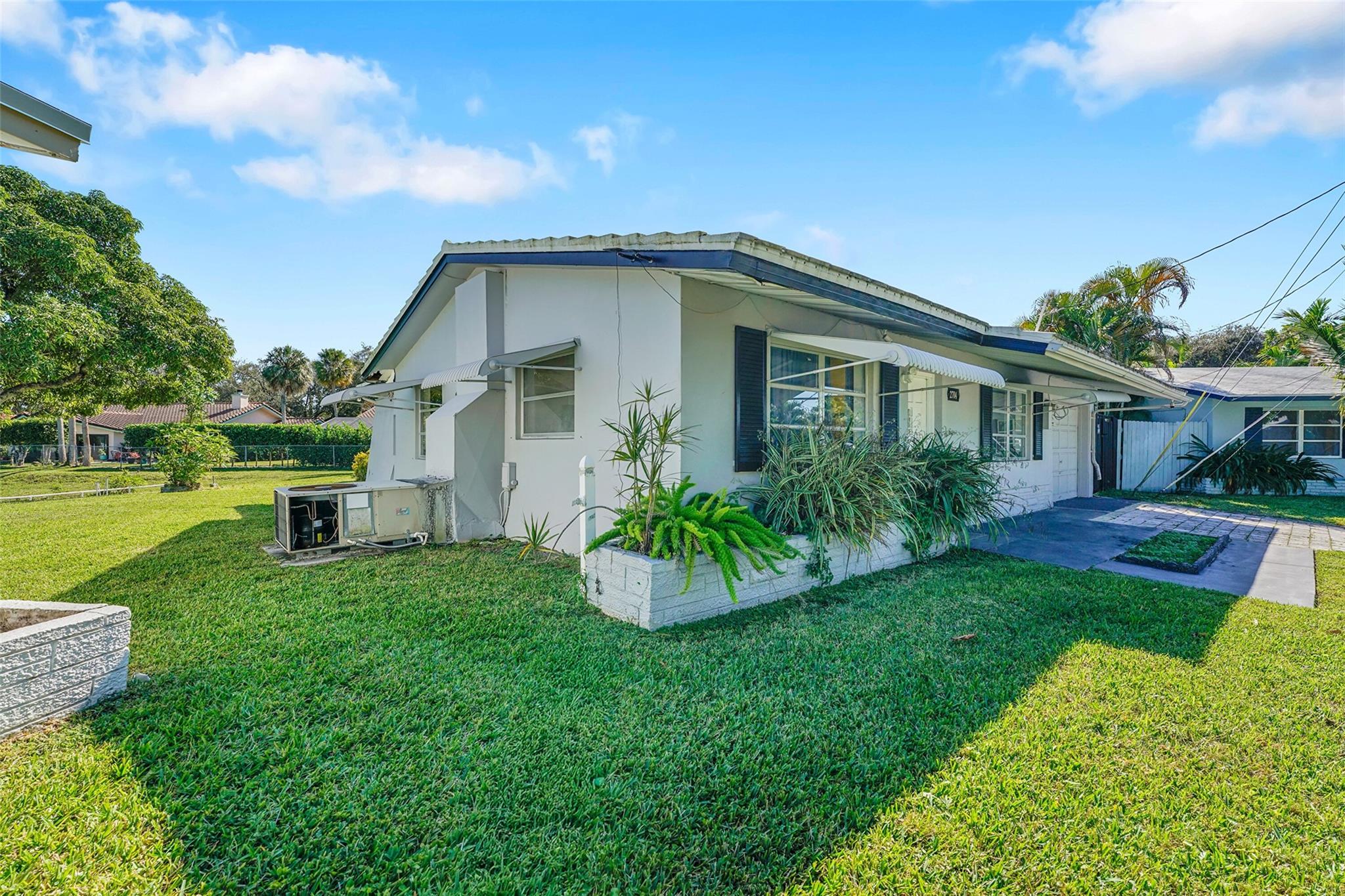 TAMARAC LAKES SOUTH - Residential