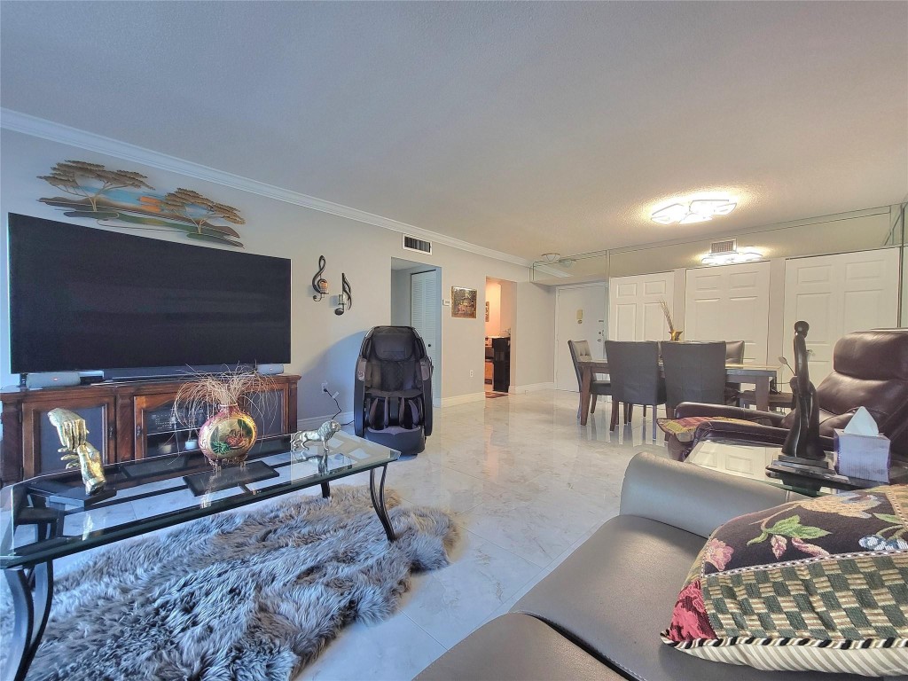 Oakbrook Village - Residential