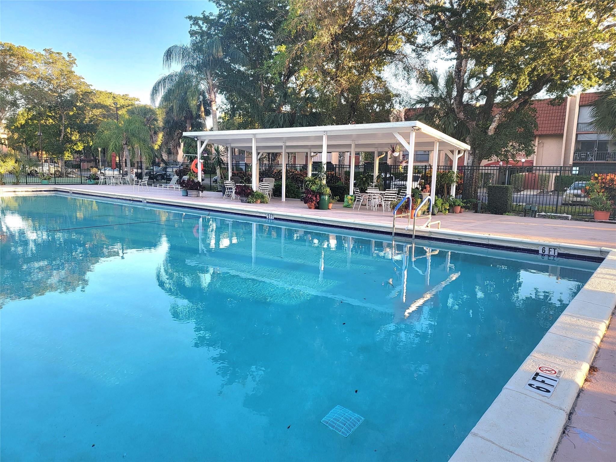 Oakbrook Village - Residential