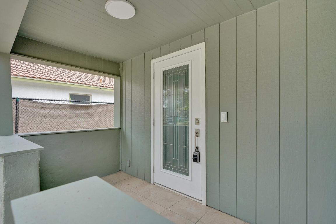 TOURIST NOOK DELRAY - Residential Lease