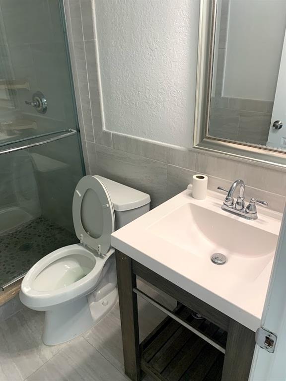 TENNIS CLUB II - Residential