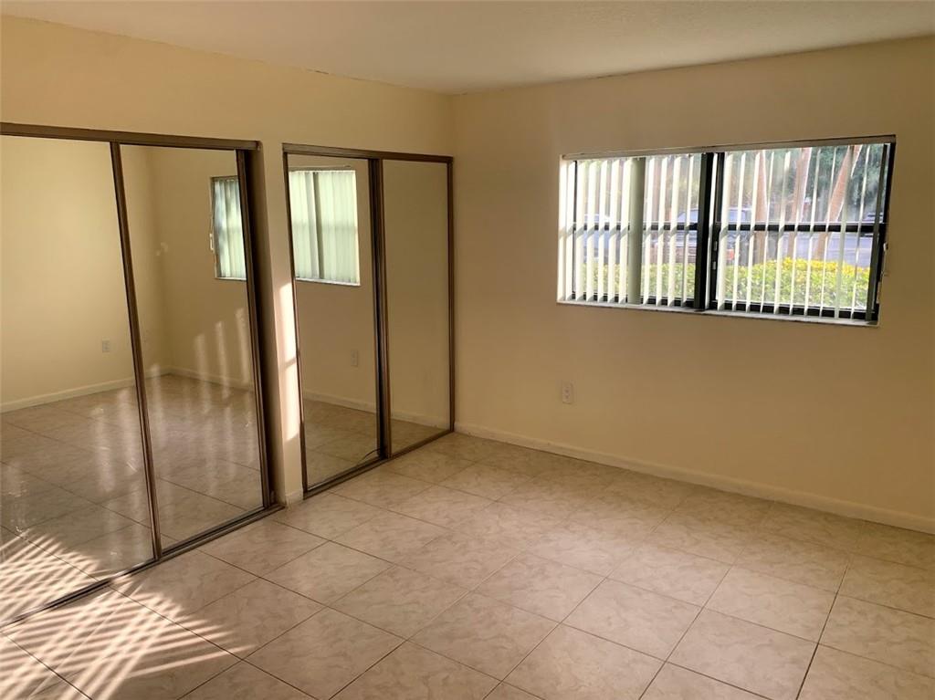 TENNIS CLUB II - Residential