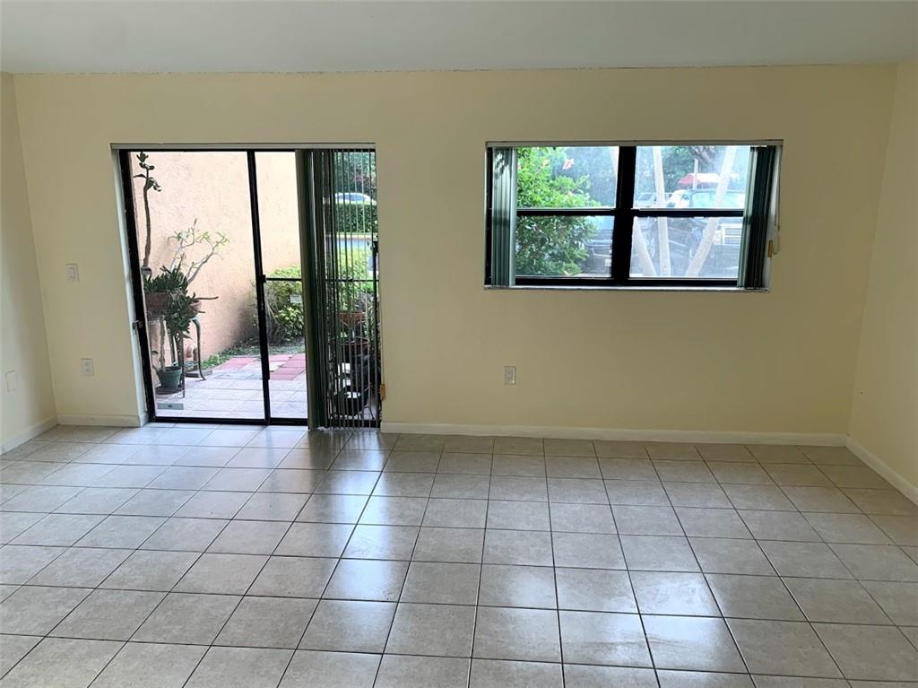 TENNIS CLUB II - Residential