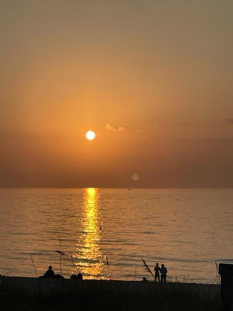 MURRY HILLS APT BLDG CONDO - Residential Lease