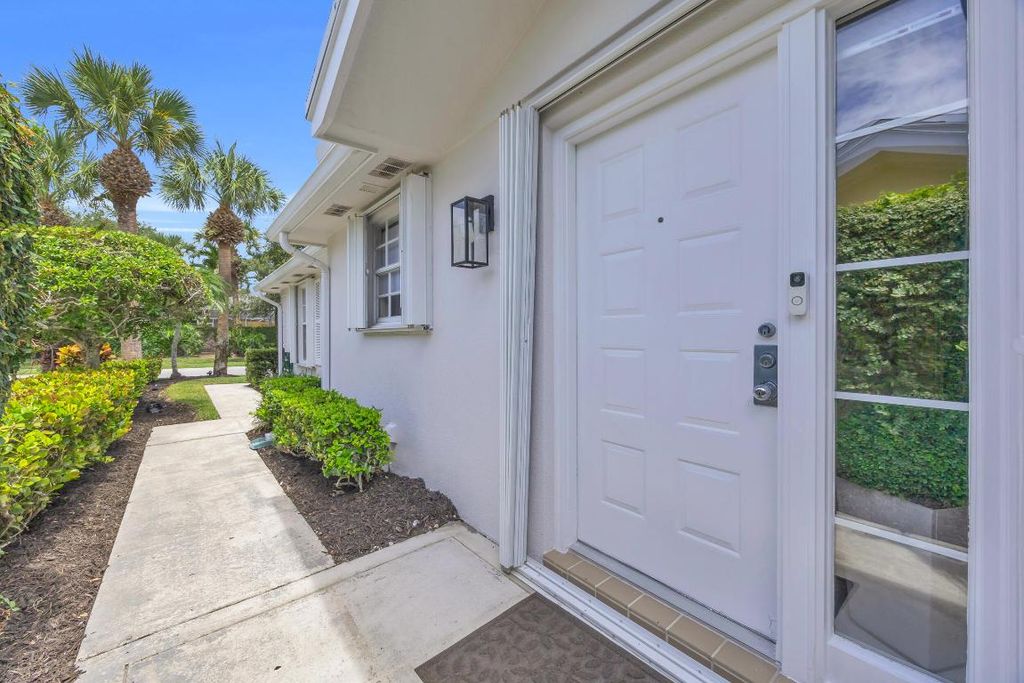 Photo of 233 Brier Circle, Jupiter, FL 33458 (MLS # R11118413)