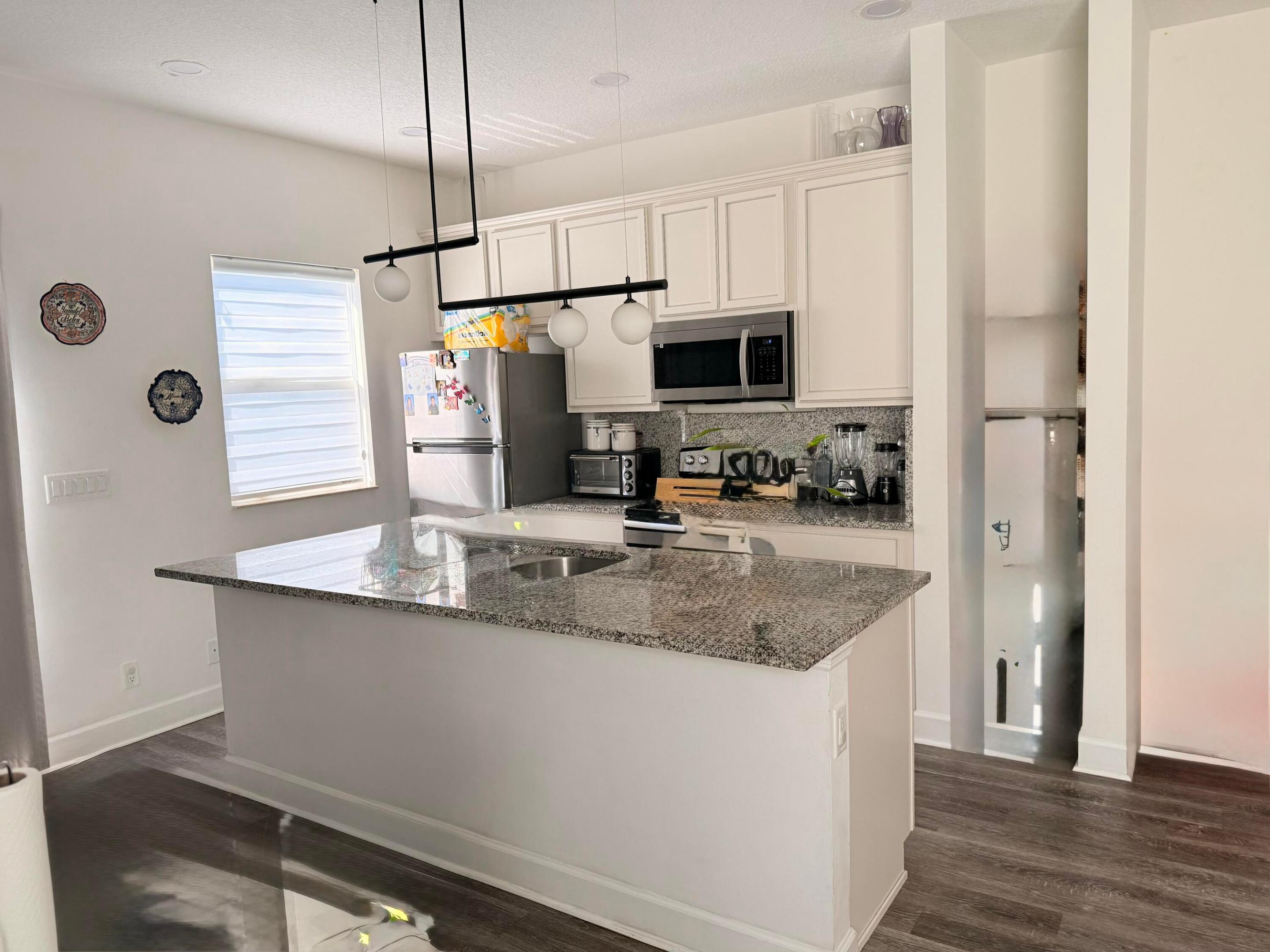 LAKE WORTH - Residential