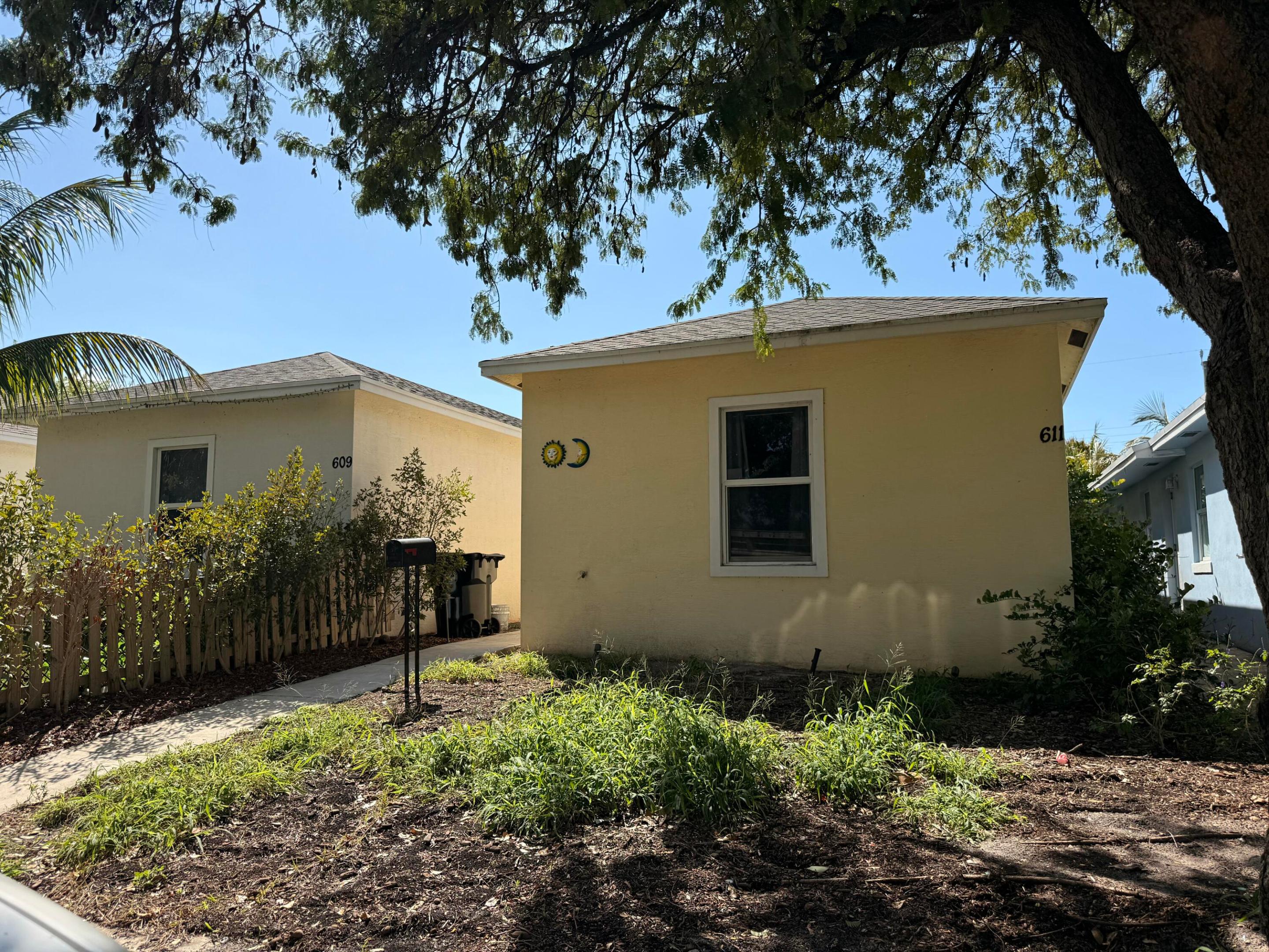 LAKE WORTH - Residential