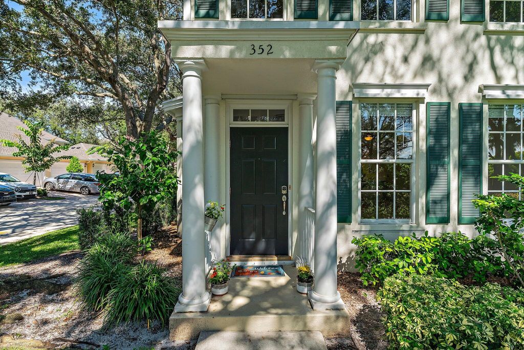 Photo of 352 Legare Court, Jupiter, FL 33458 (MLS # R11026462)