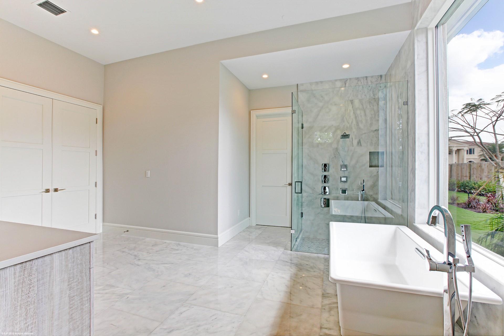 OLD PALM - Residential