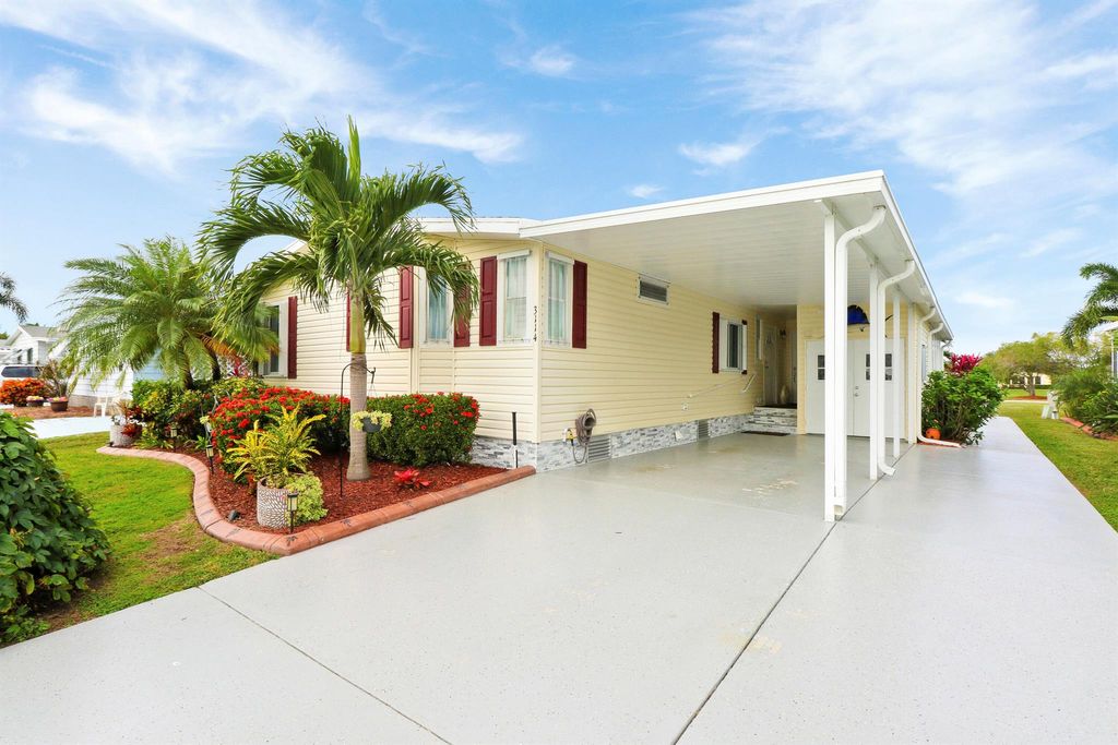 Photo of 3114 Columbrina Circle, Port Saint Lucie, FL 34952 (MLS # R10938154)