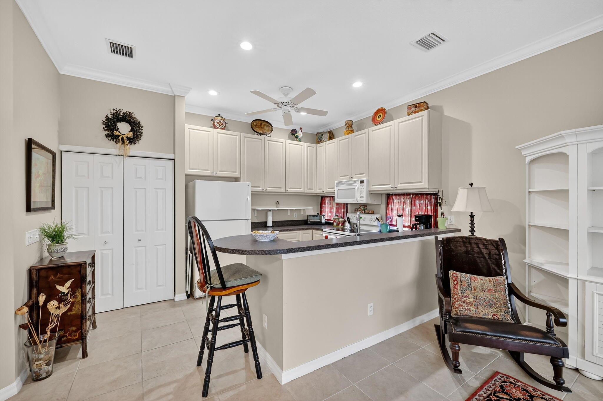 OCEAN VILLAGE - Residential