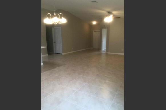 PORT ST LUCIE SECTION 8 - Residential Lease