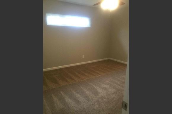 PORT ST LUCIE SECTION 8 - Residential Lease