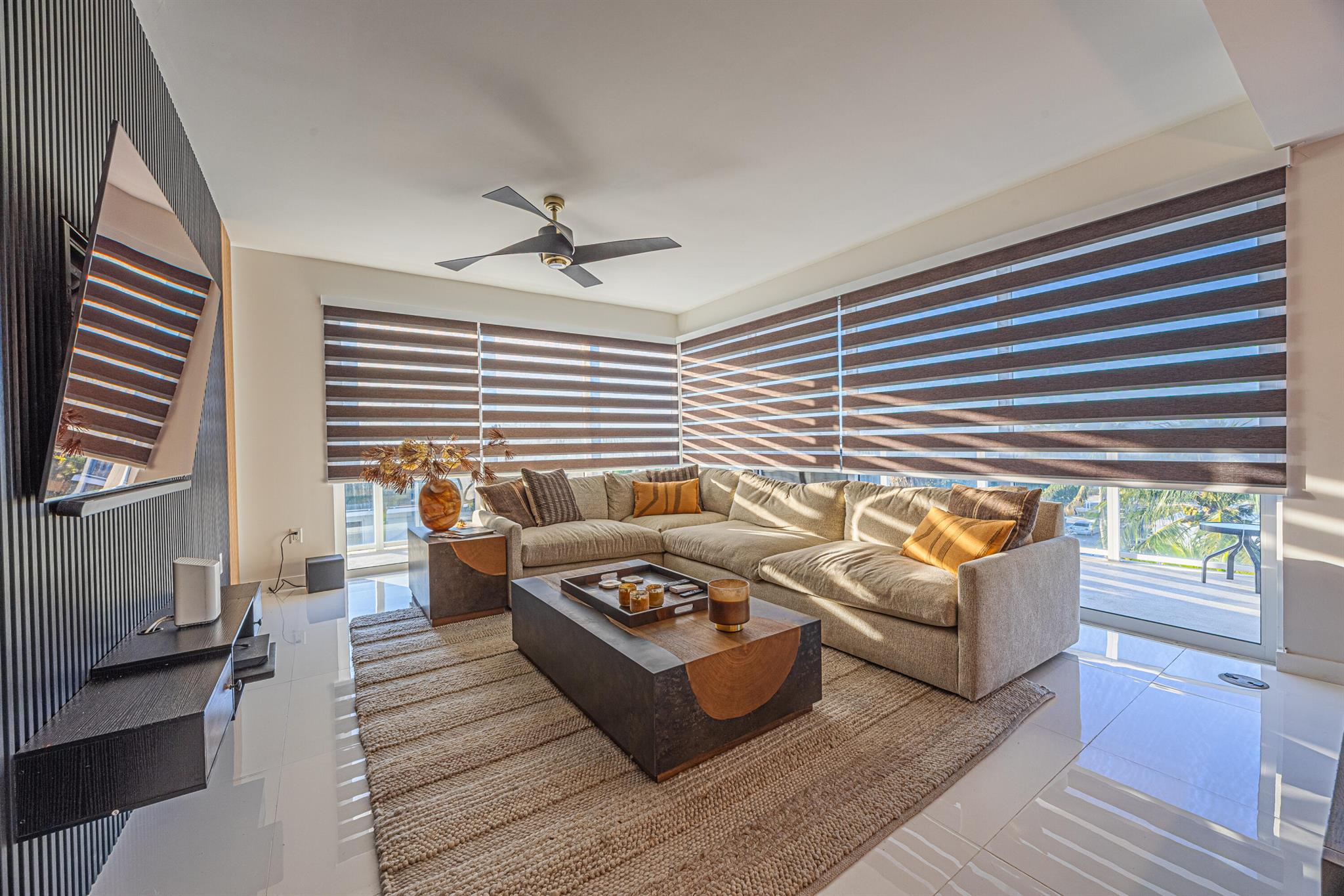 ALORA LUXURY CONDO - Residential Lease