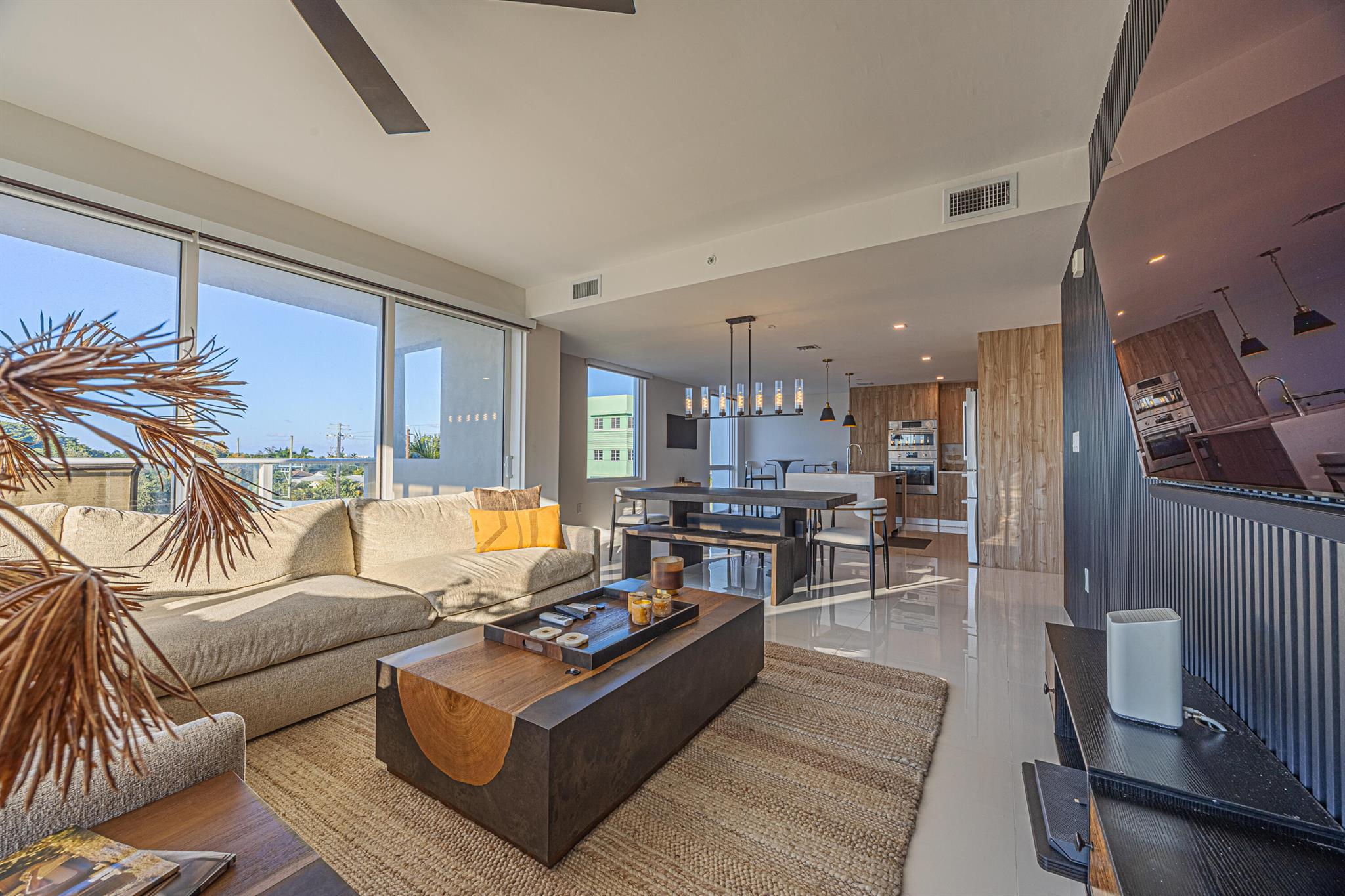 ALORA LUXURY CONDO - Residential Lease