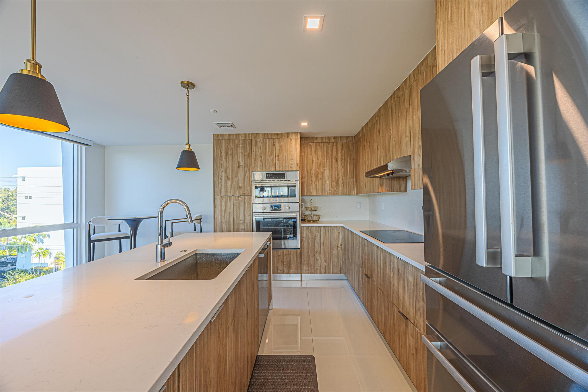 ALORA LUXURY CONDO - Residential Lease