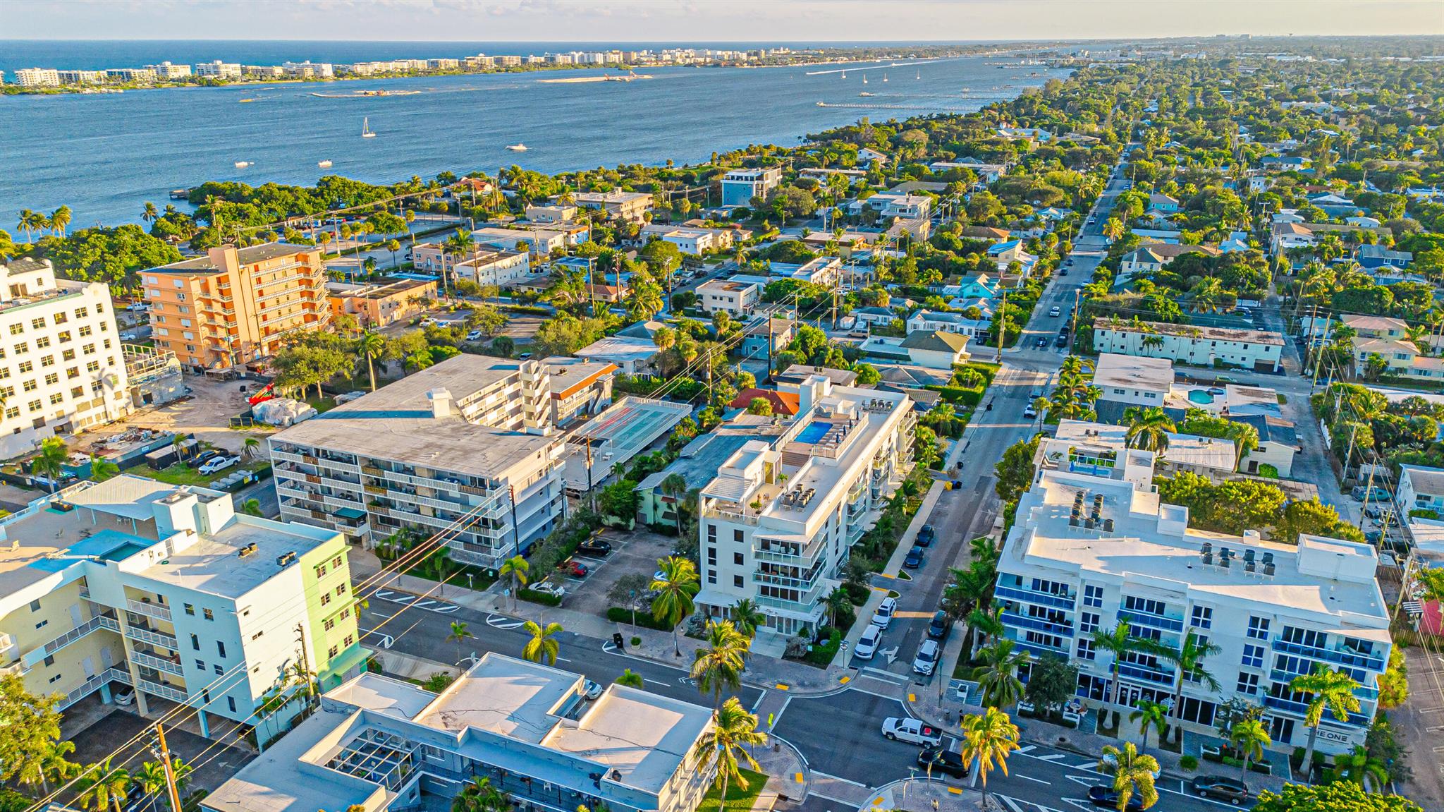 ALORA LUXURY CONDO - Residential Lease