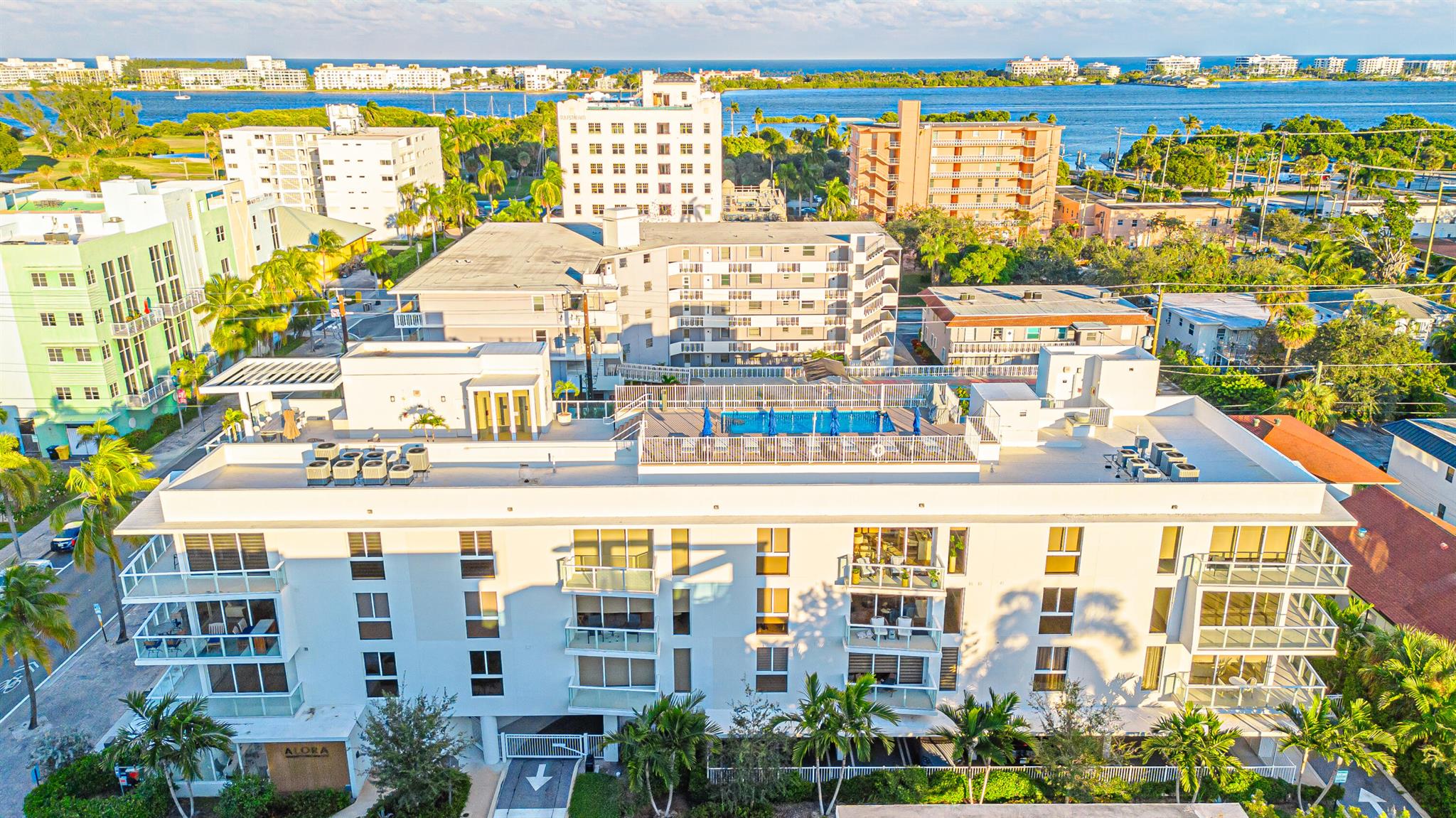 ALORA LUXURY CONDO - Residential Lease