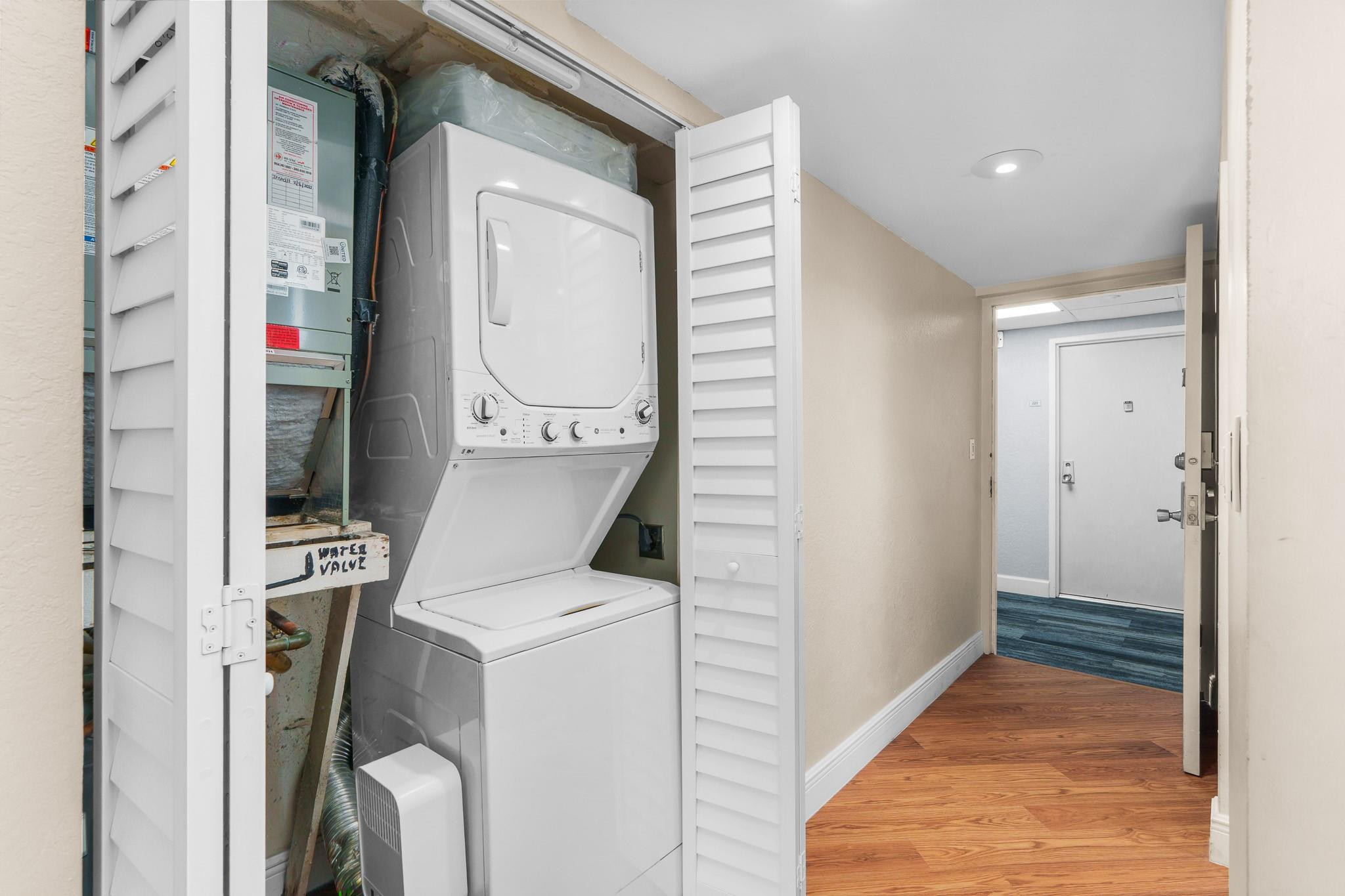 1000 River Reach Drive 212