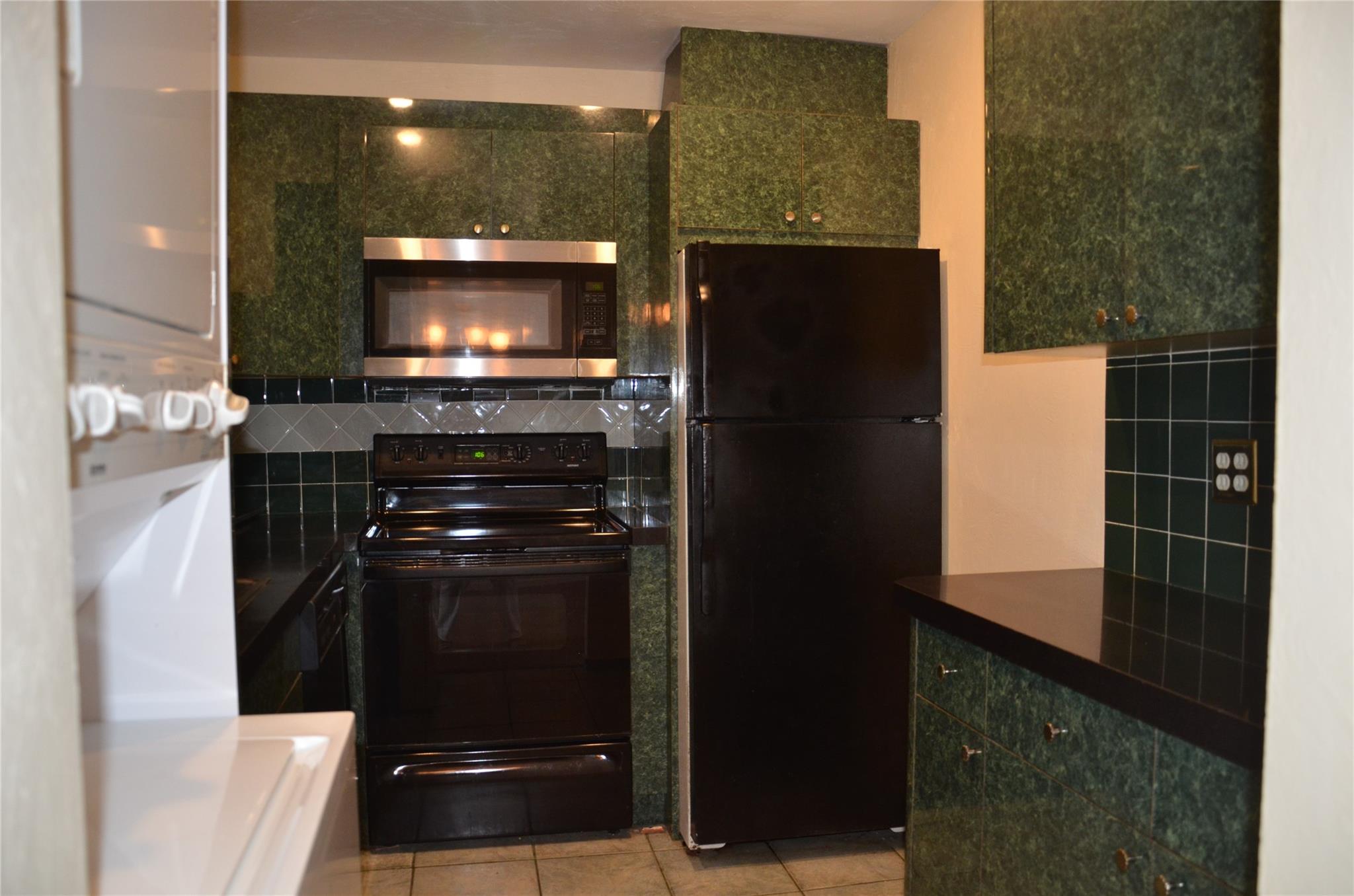 Bay Colony Club Condo - Residential Lease