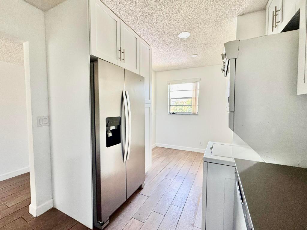 LAGO DEL REY CONDO - Residential Lease