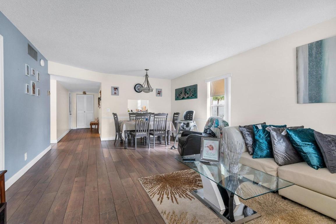 LAGO DEL REY CONDO - Residential Lease