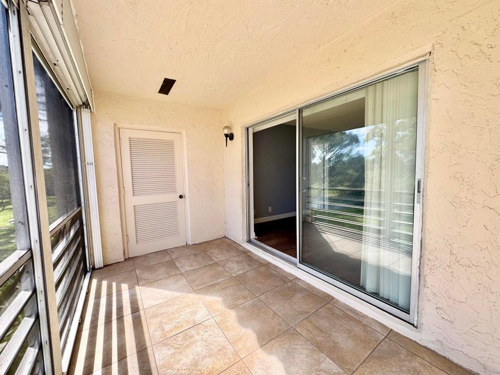 LAGO DEL REY CONDO - Residential Lease