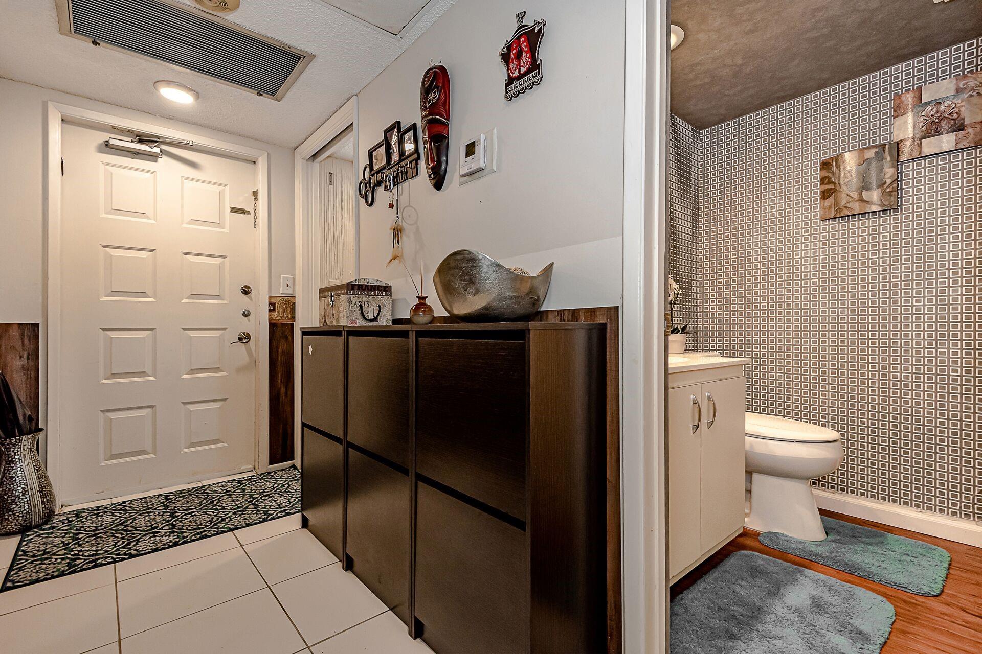 Great building in Oaks section of Palm Aire! Near the Publix, Community Center, Tennis Courts and Playground. This Large 3 bedroom unit has a spectacular renovated kitchen with granite counters & stainless steel appliances, an open concept spacious dining/ living room area, tile & vinyl floor, Full size washer & dryer and large balcony. Water, Cable & Internet incld. in maint. Pool, social room & barbecue grill located right next to this bldg. Furniture included. Located near major highways/roads, 20 min. to beach. Roof-2025. No pending assessment.
Information in this listing is not warranted or guaranteed & must be confirmed by buyer/buyer Agent.