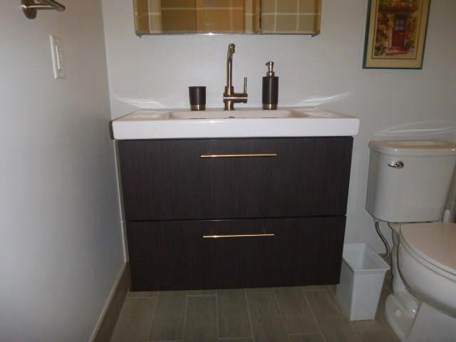 Centre Hill Courts - Residential