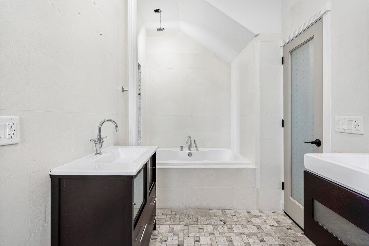 SOUTH PALM PARK - Residential Lease