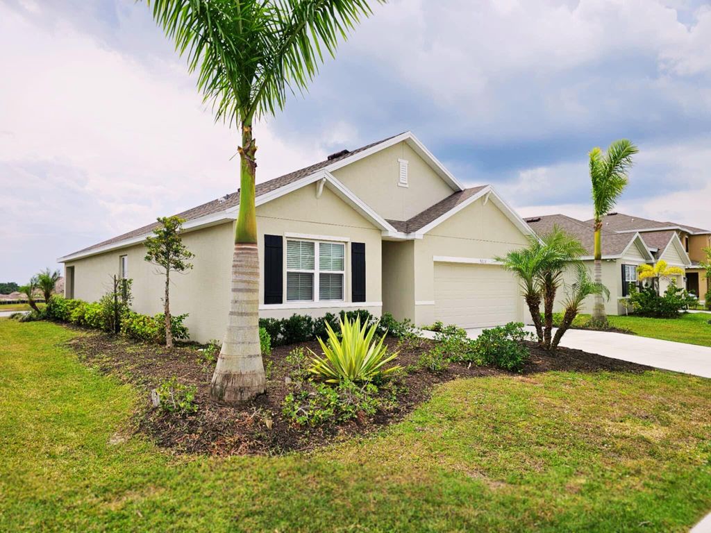 Photo of 9213 Potomac Drive, Fort Pierce, FL 34945 (MLS # R11074646)
