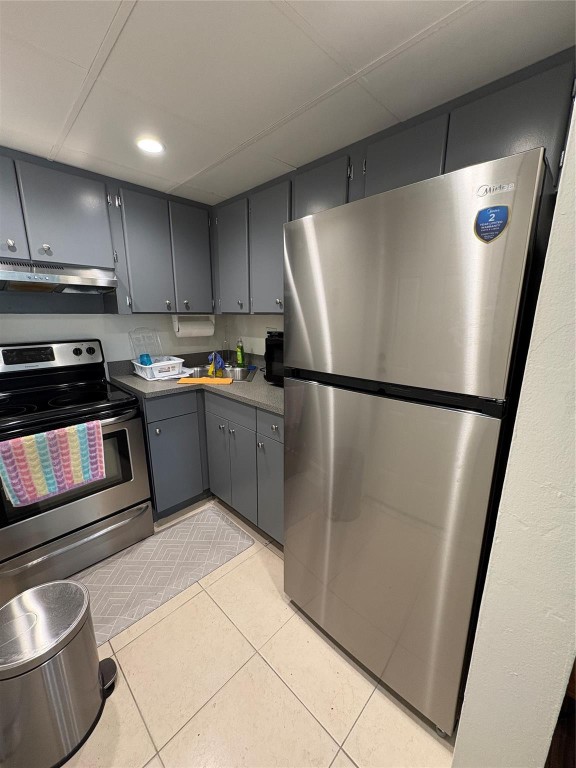 PARK PLACE AT POMPANO CON - Residential Lease