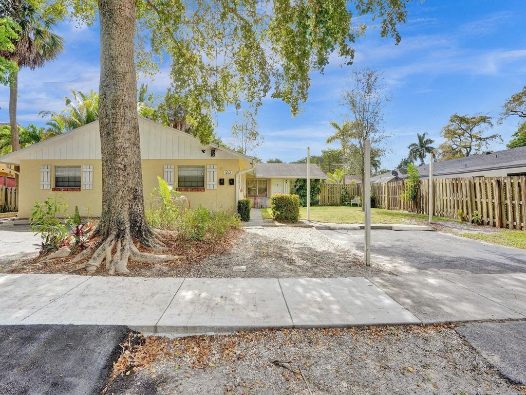 Photo of 1812 SW 23rd Street, Fort Lauderdale, FL 33315 (MLS # F10426547)
