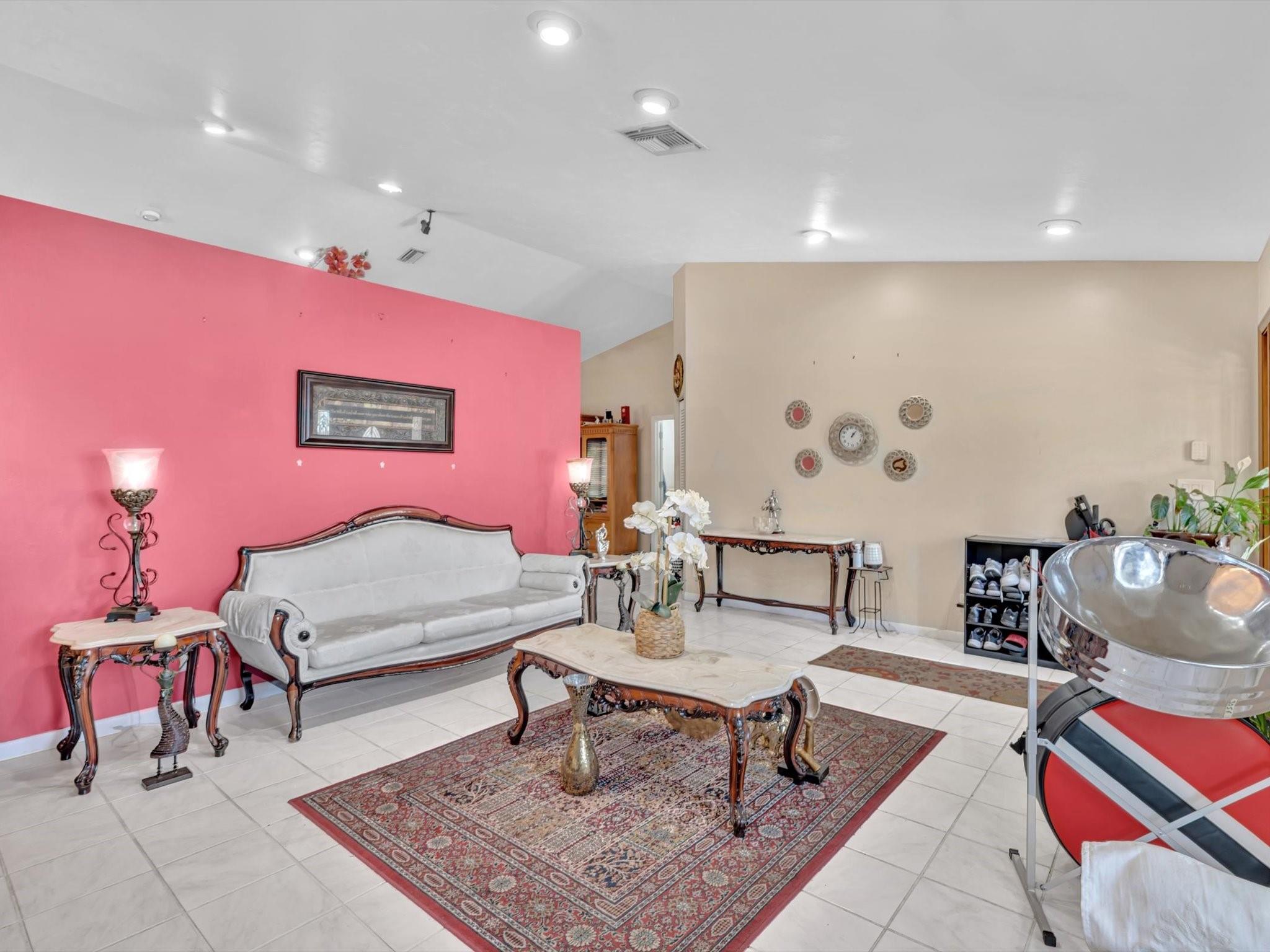 4855 NW 50th St