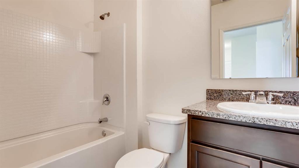 Victoria Parc Manors - Residential