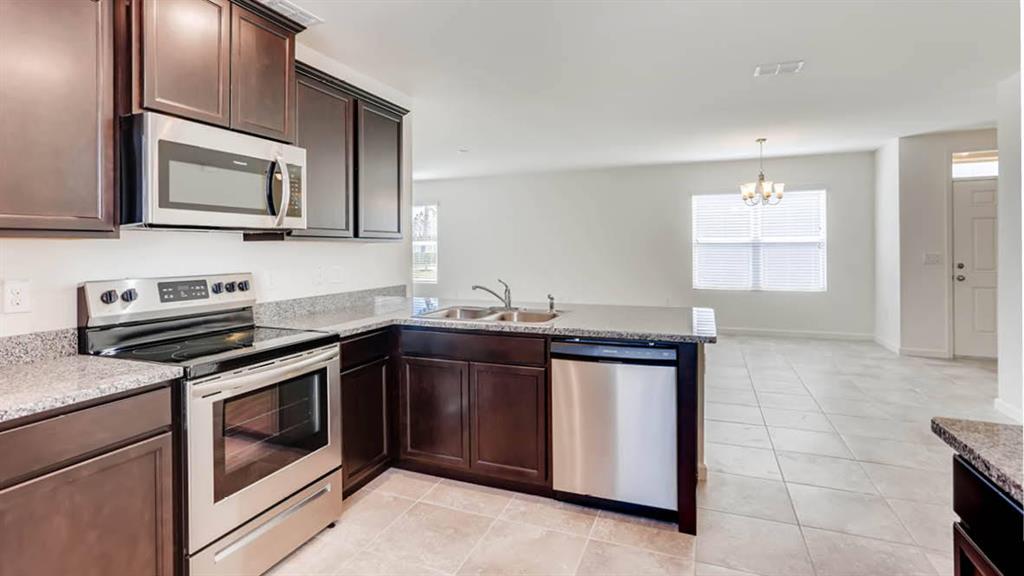 Victoria Parc Manors - Residential