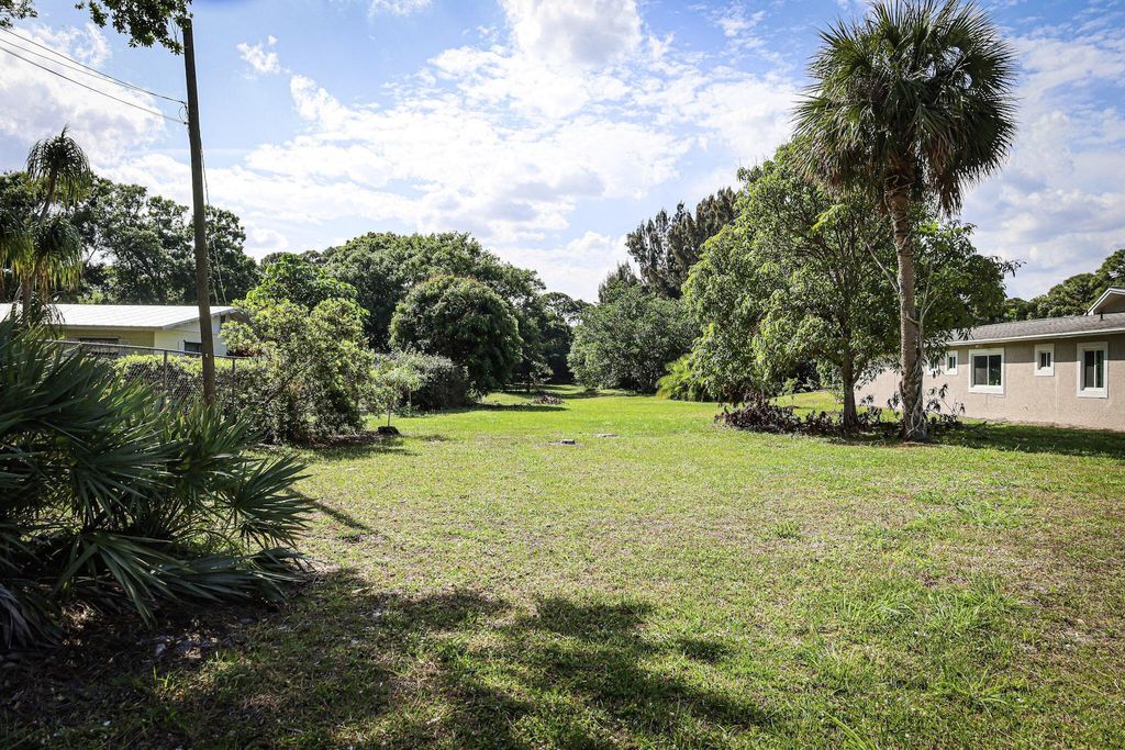 Photo of Xxx Fairway Drive, Fort Pierce, FL 34950 (MLS # R10999071)