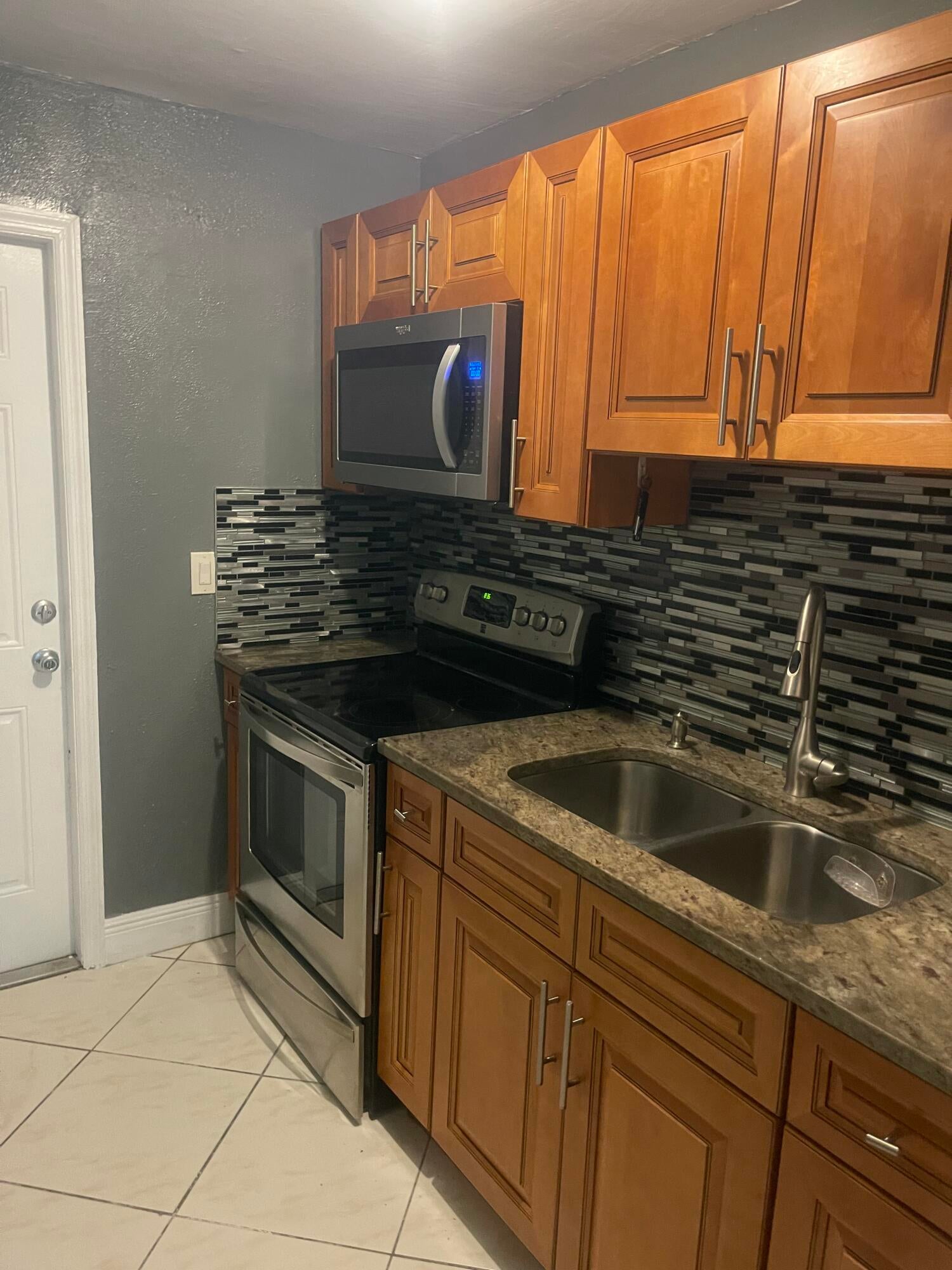 5320 NW 17th Court