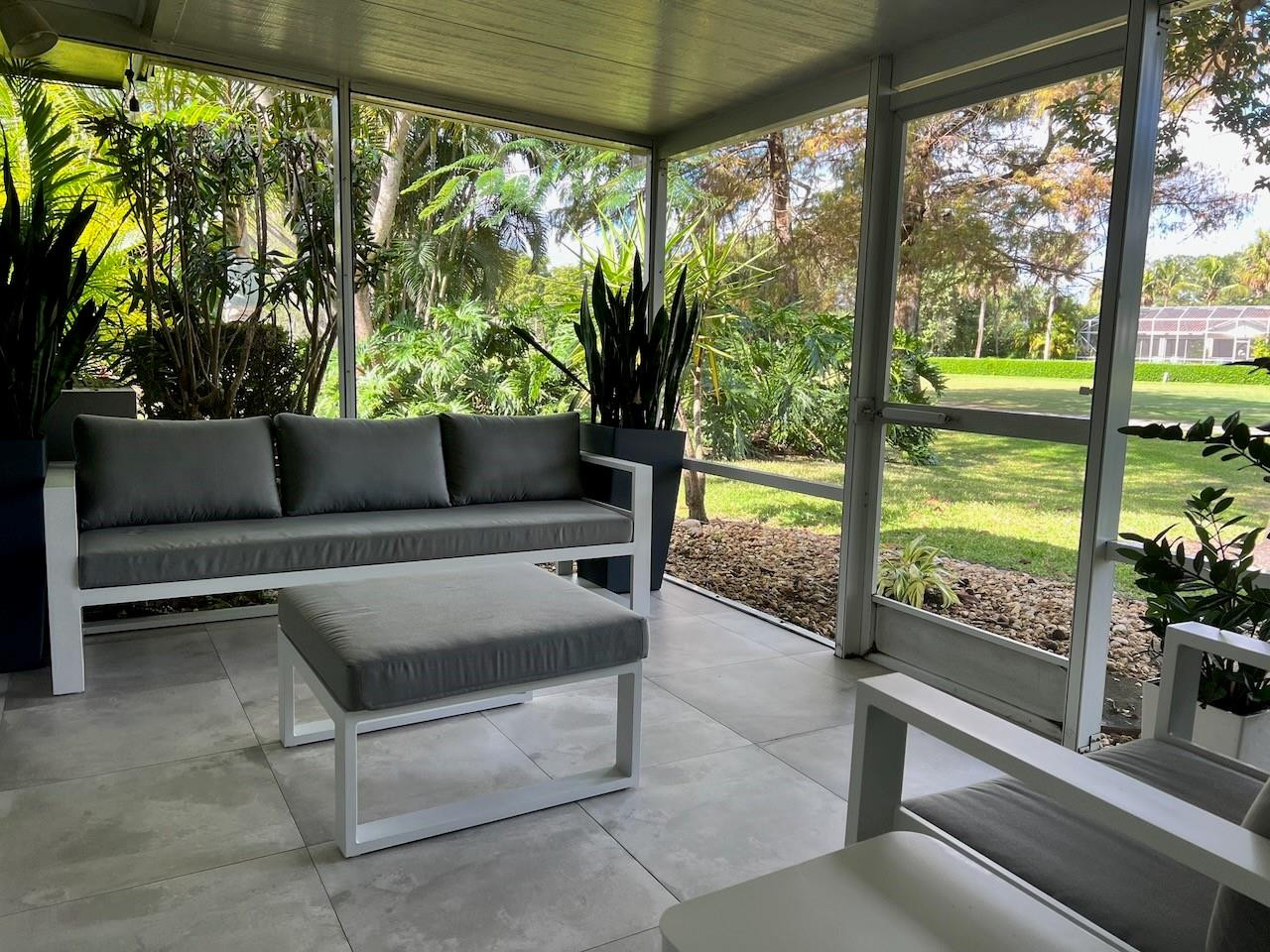 4021 N Cypress Drive