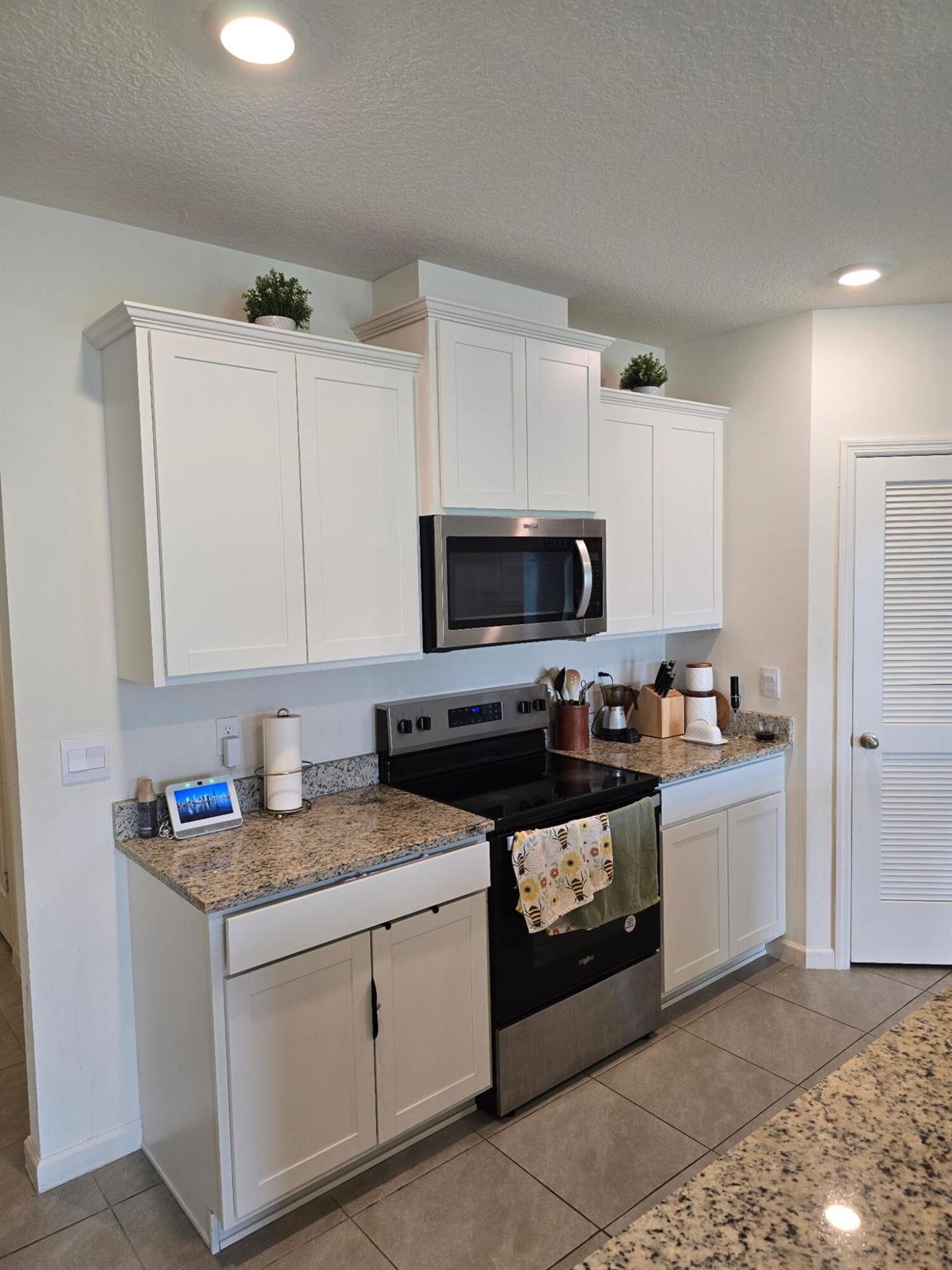 VERANO SOUTH PUD 1 - POD - Residential Lease