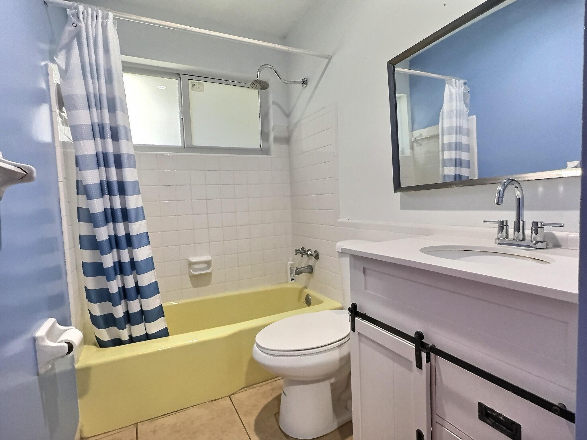 TAMARAC LAKES - Residential