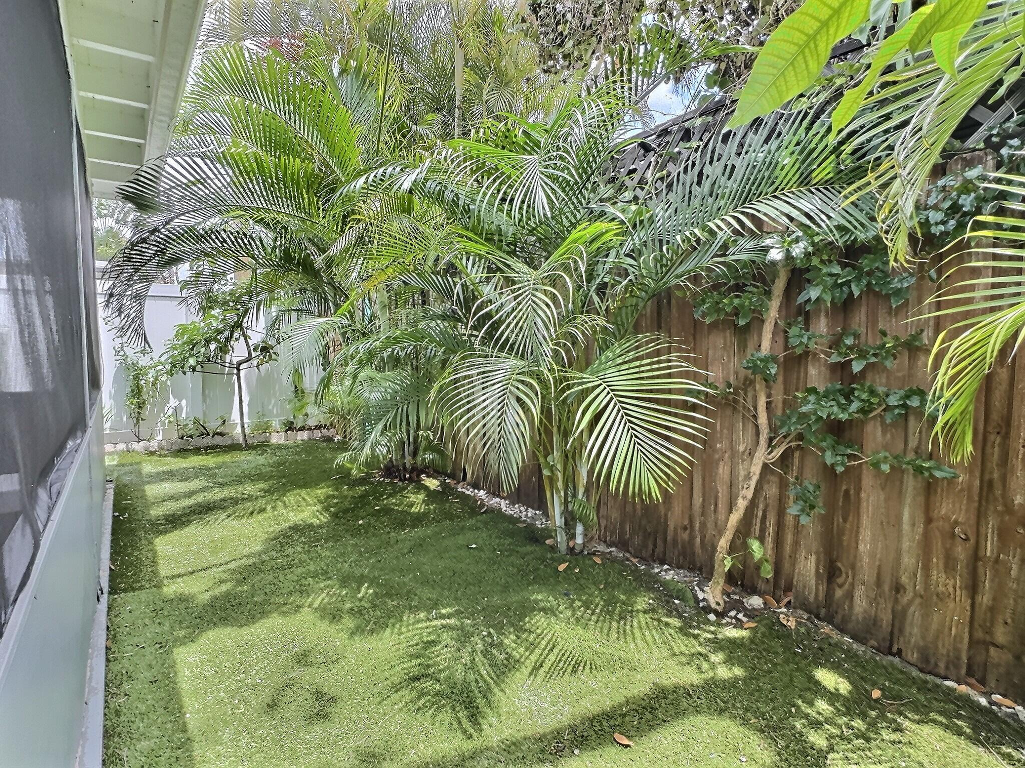 TAMARAC LAKES - Residential
