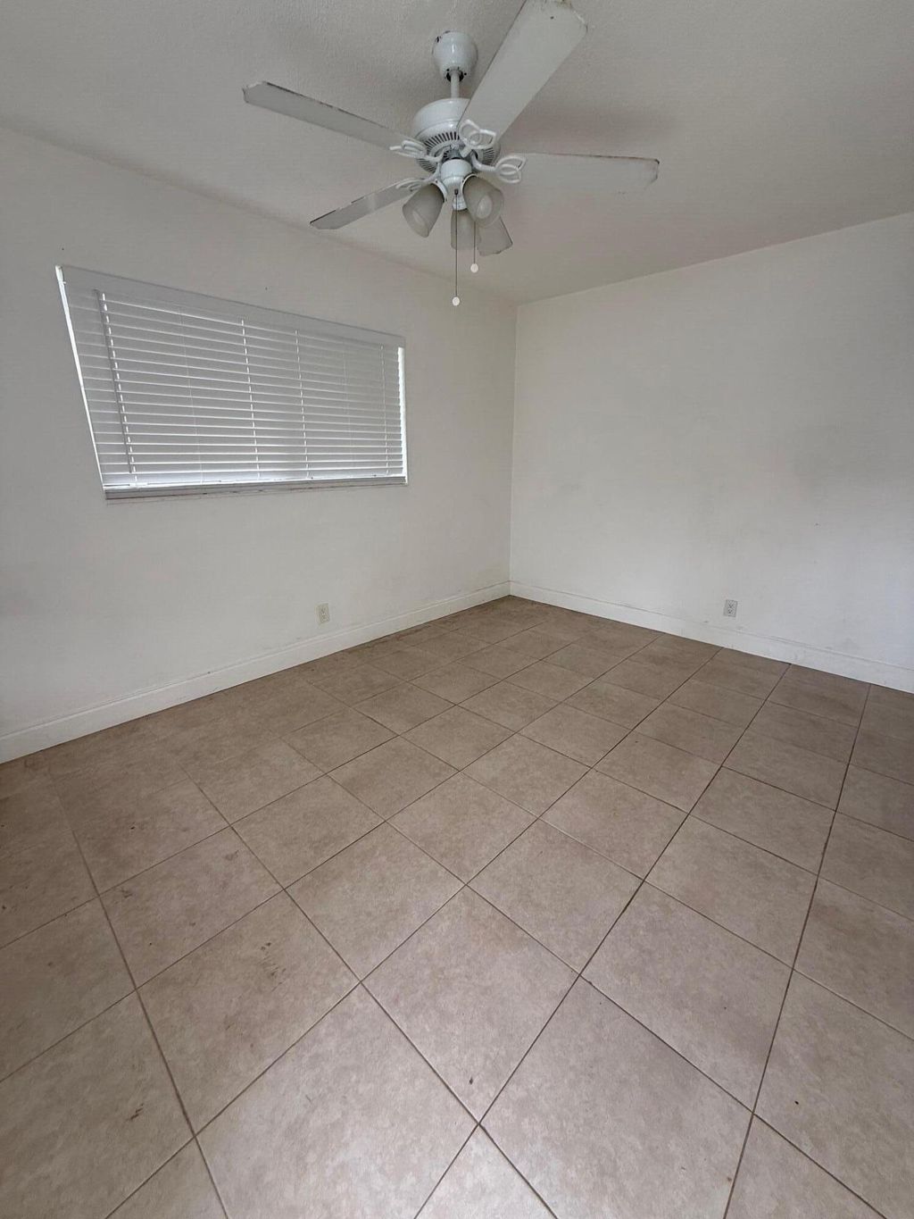Photo of 237 SE Park Street SE #A, Dania Beach, FL 33004 (MLS # B26010419)