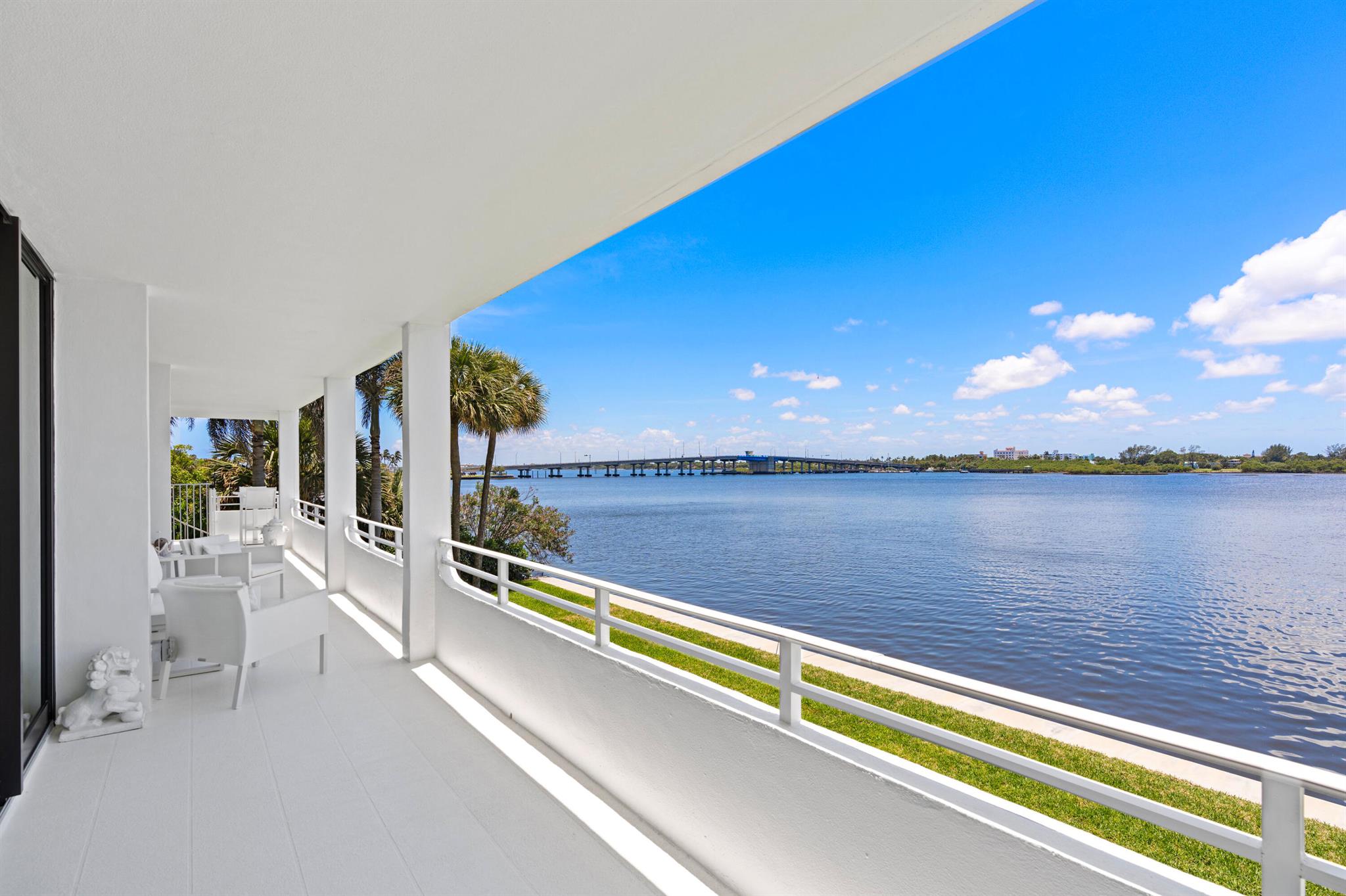 COVE CONDO - Residential